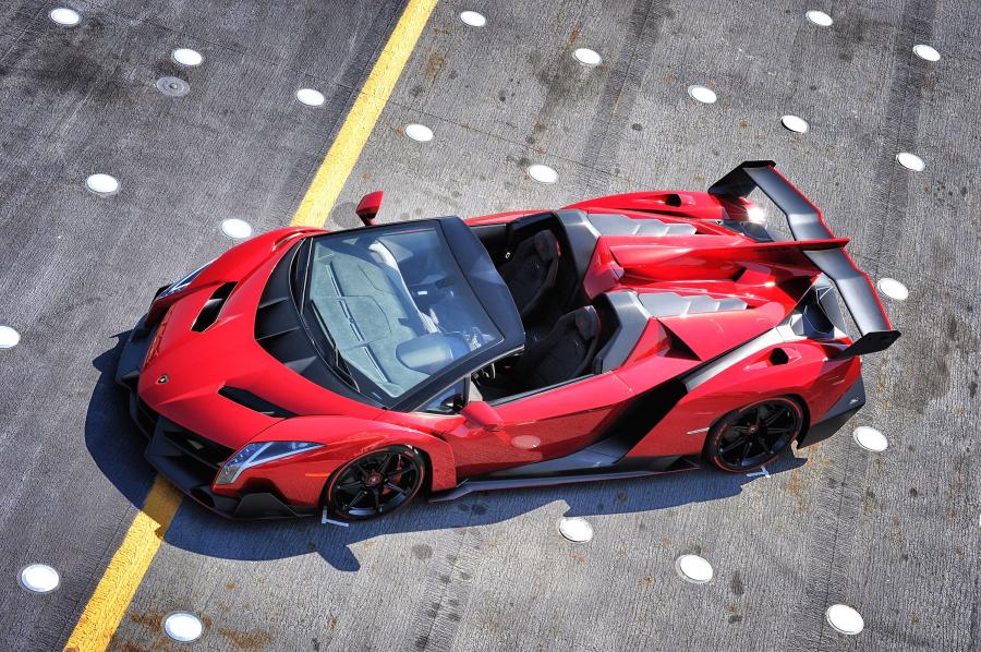  Lamborghini Veneno Roadster 2014 года  (фото 29 из 36)